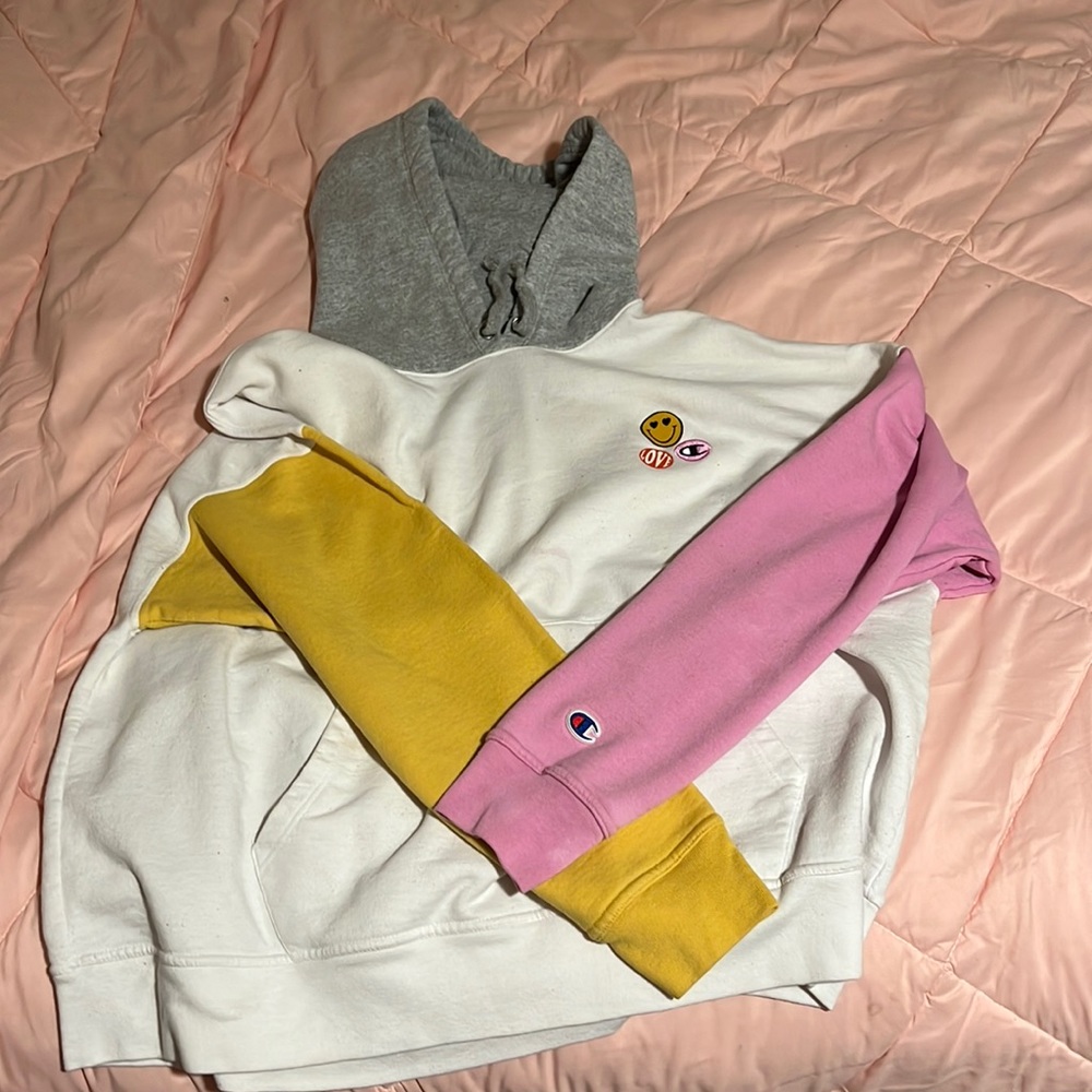 champion smiley Pink and yellow hoodie